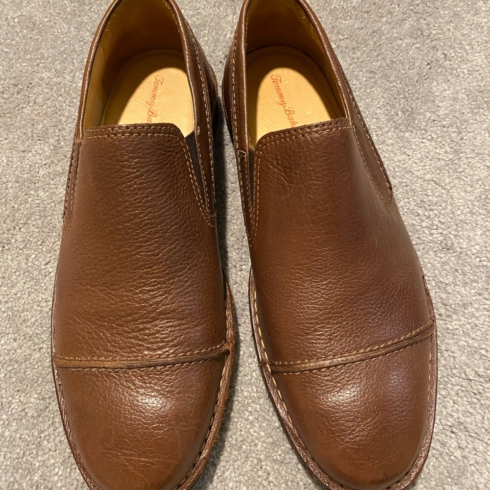 Men’s Tommy Bahama Leather Dress shoes